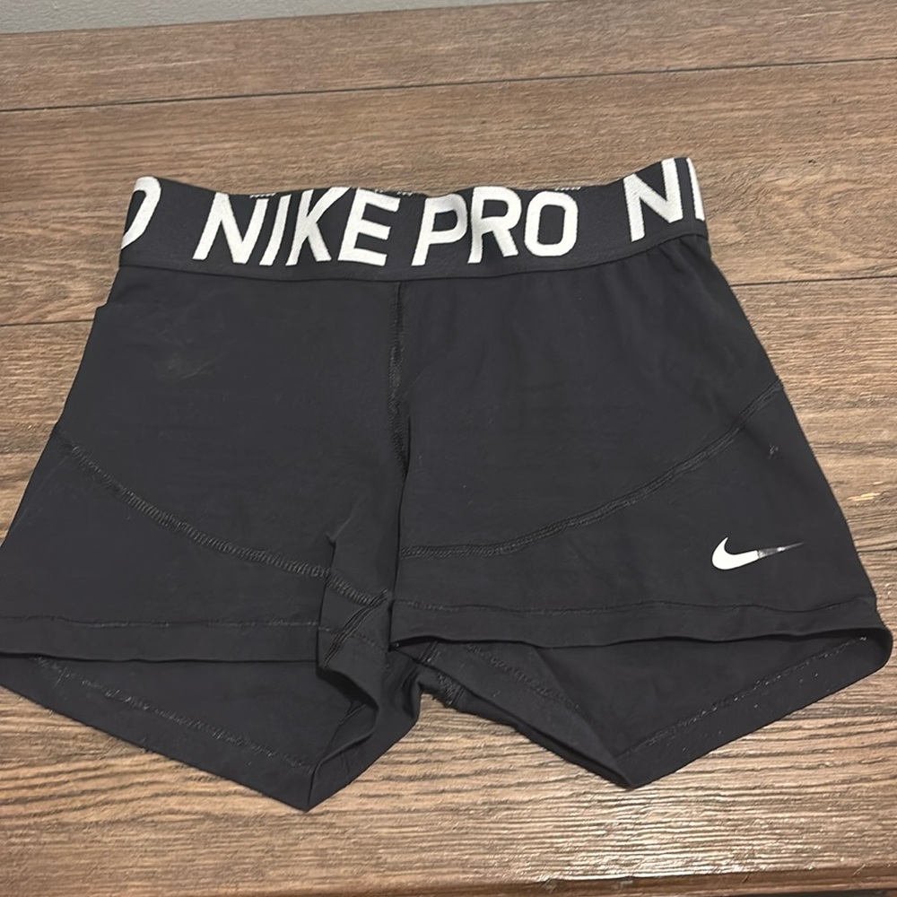 Black Nike Pro spandex